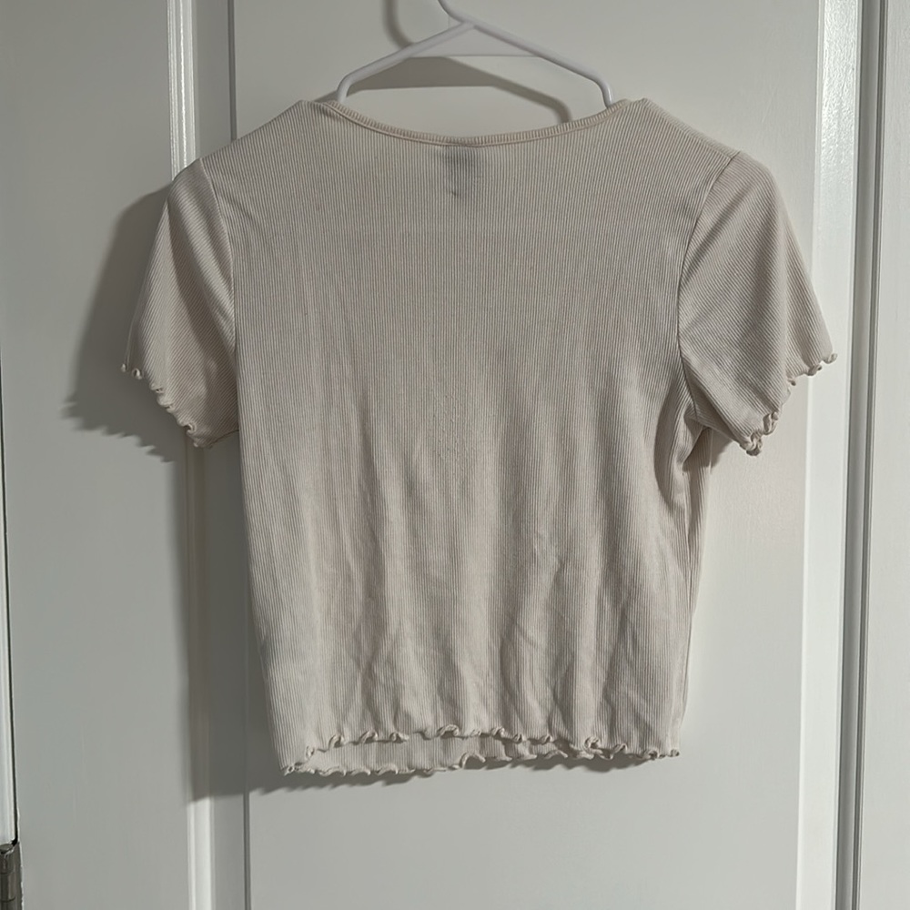 Wild Fable White with Roses Cropped Tee Size Medium - Picture 5 of 5